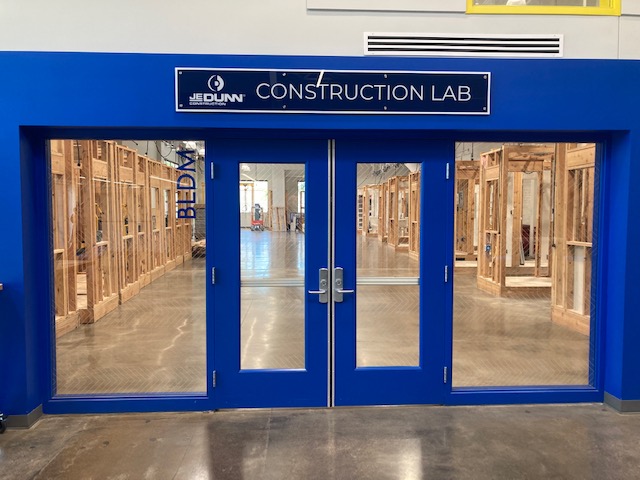 JE Dunn Construction Lab