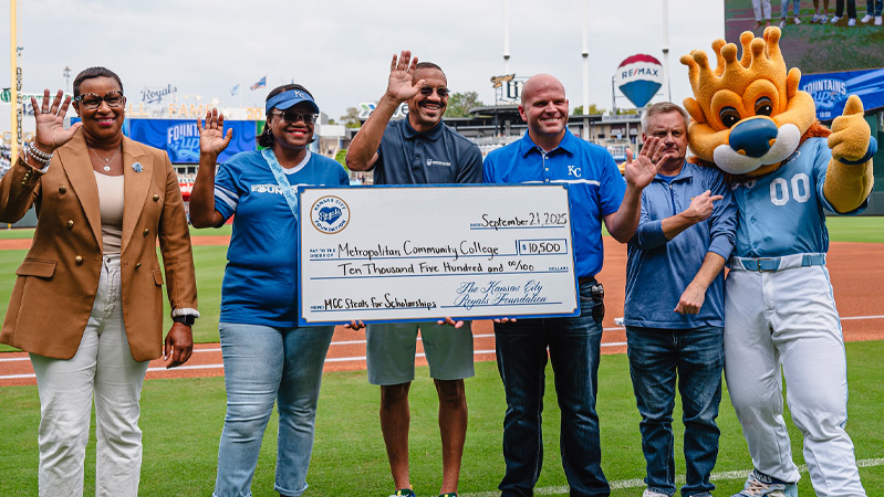 Stolen Base Scholarship 2025